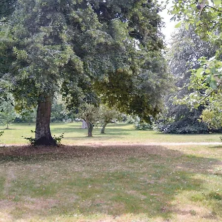 Beautiful In Bouere 펜션 Bouere