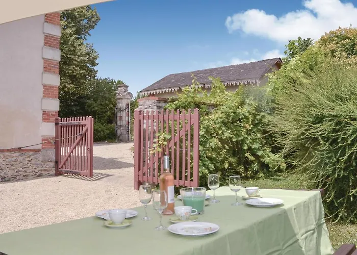 Casa de Férias Beautiful In Bouere