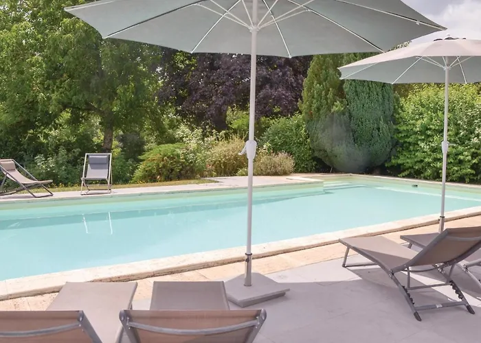 Beautiful In Bouere Casa de Férias *